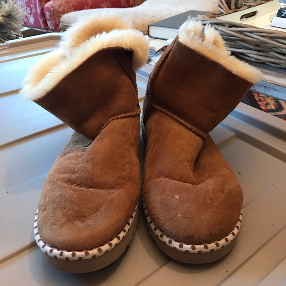 brown UGG boots